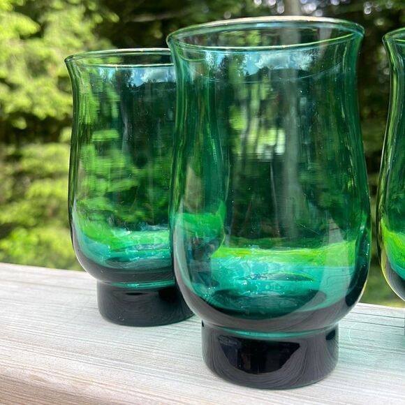 Vintage Juniper Green Footed Libbey Glasses - Picture 3 of 8
